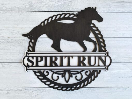 Elegant Lasercut Wooden Horse Sign - Perfect Home Decor Accent