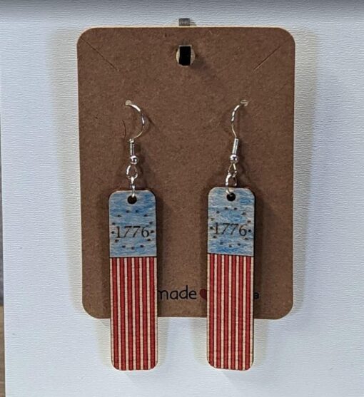 Show Your Patriotism with Exquisite Wood Engraved Dangle Earrings - Handcrafted from Poplar Hardwood, Featuring a Stylish Preamble Design