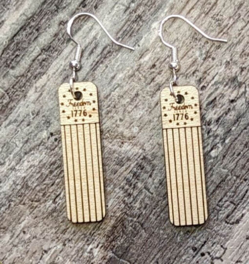 We the People Earrings 331-11