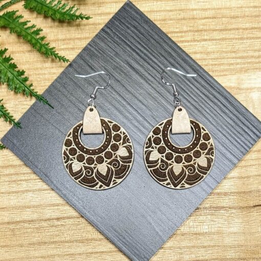 Exquisite Mandala Style Drop Earrings: Handcrafted Maple Wood with Leather Strips for a Unique and Stylish Look